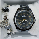 Relógio Feminino de metal Dourado Acompanha Pulseira